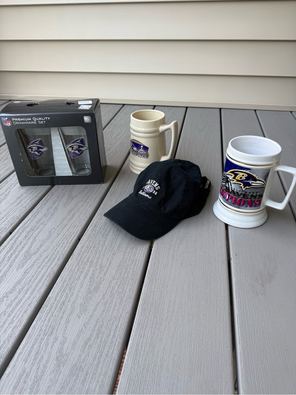 Baltimore Ravens NFL Steins Hat & Glasses Lot